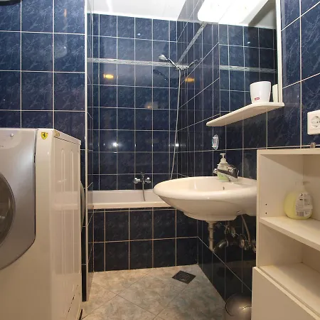 Slavka 1155 פולה