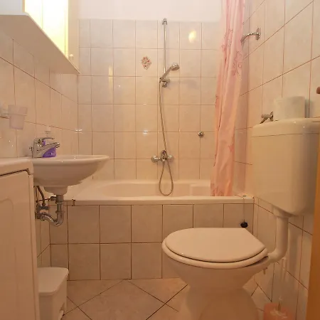 Apartment Slavka 1155 *