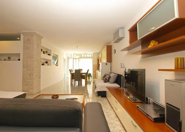 Slavka 1155 Apartman *