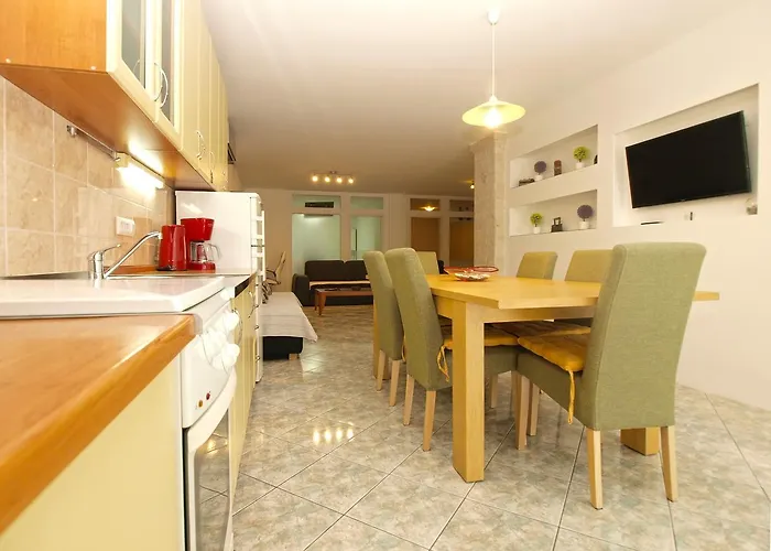 Slavka 1155 Apartman Pula