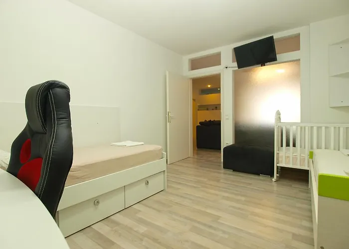 Slavka 1155 Apartman *